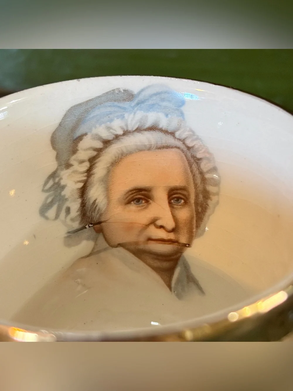 Vintage- CAPSCO George & Martha Washington Souvenir Teacup & Saucer 22k Gold
